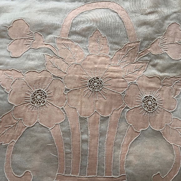 Vintage Linen Appliquéd Pillow Cover 14" X 14" - Picture 2 of 4